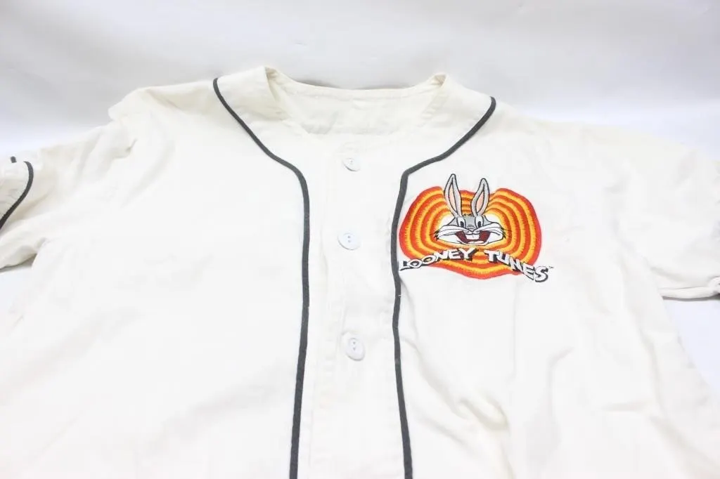 Vintage Looney Tunes Bugs Bunny Baseball Jersey