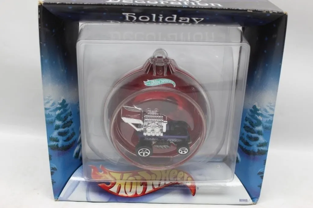 Hot Wheels Holiday Decoration Ornament, Radio