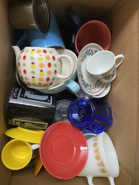 Mixed Mugs, Cups, Saucers & Teapot Lot