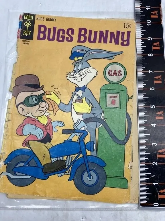 Vintage Gold Key Bugs Bunny Comic Book