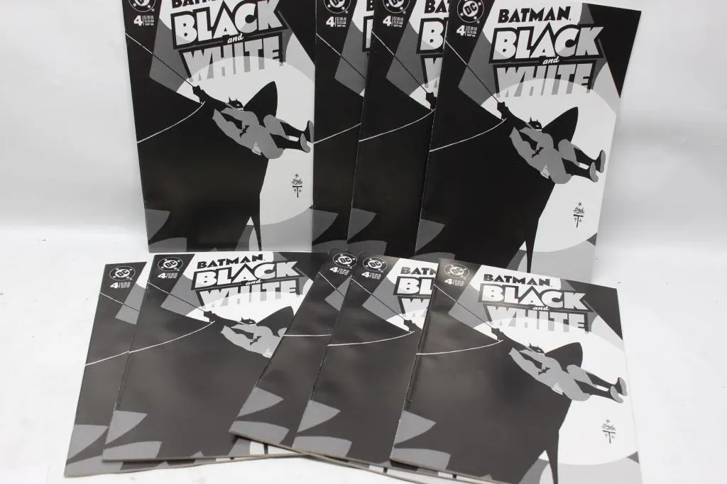 Batman: Black and White #4 Comics Lot