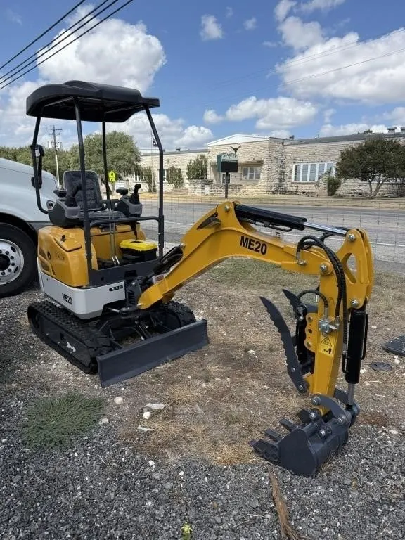ME20 Diesel Engine Mini Excavator (new)