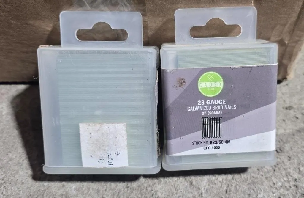 Cadex 23-gauge galvanized brad nails with a lengt)