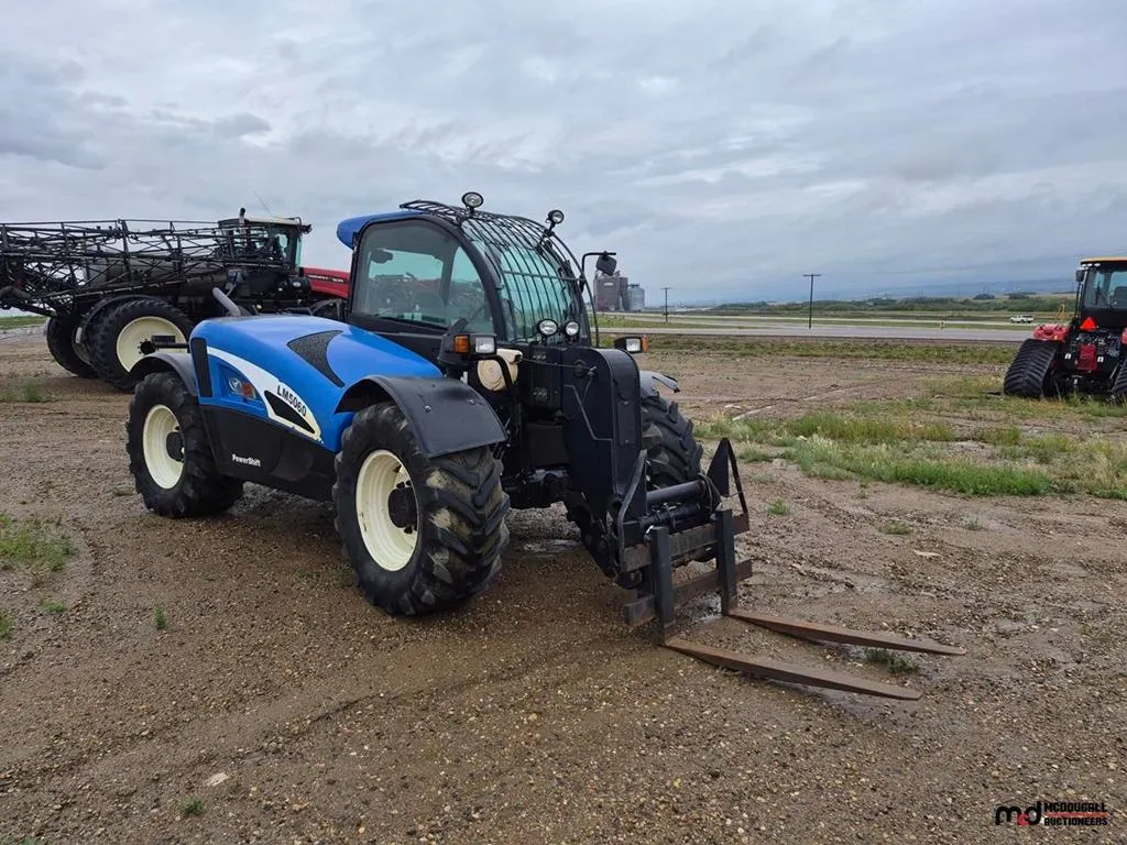 2010 New Holland LM5060 Telehandler
UNRESERVED