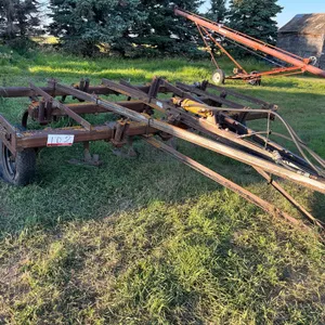 Robin 12' Field Cultivator
 UNRESERVED