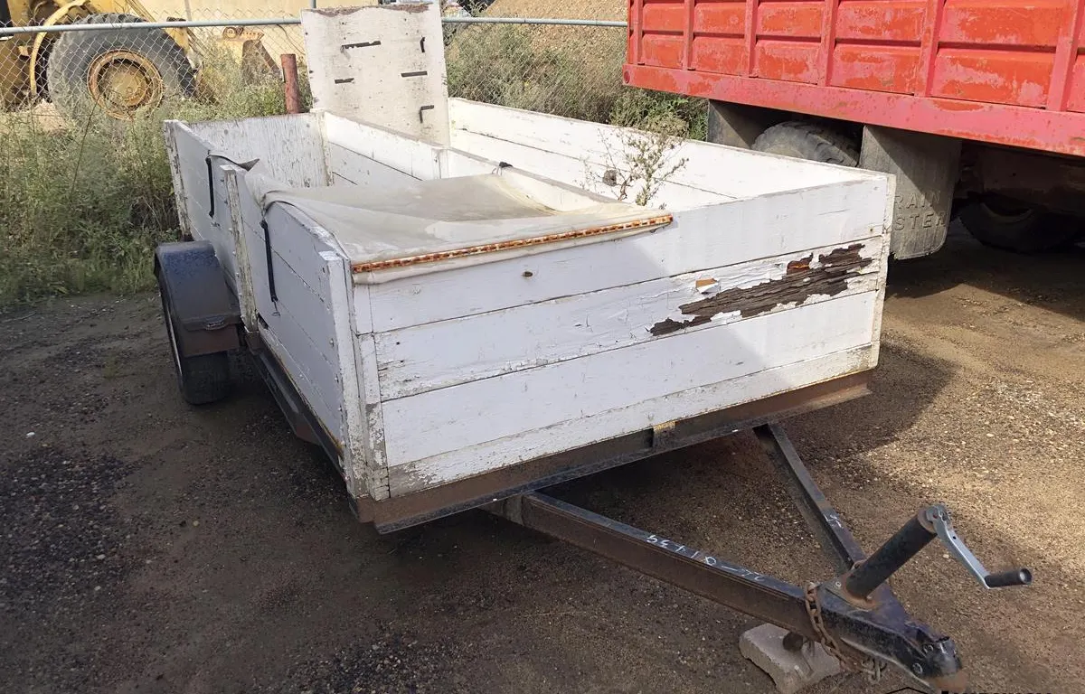 IMPOUND UNIT: 2006 Rainbow Xpress Flat Deck Utility Trailer
UNRESERVED