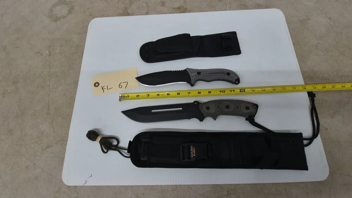 Two Fixed Blade Knives with Sheaths, Schrade and TOPS