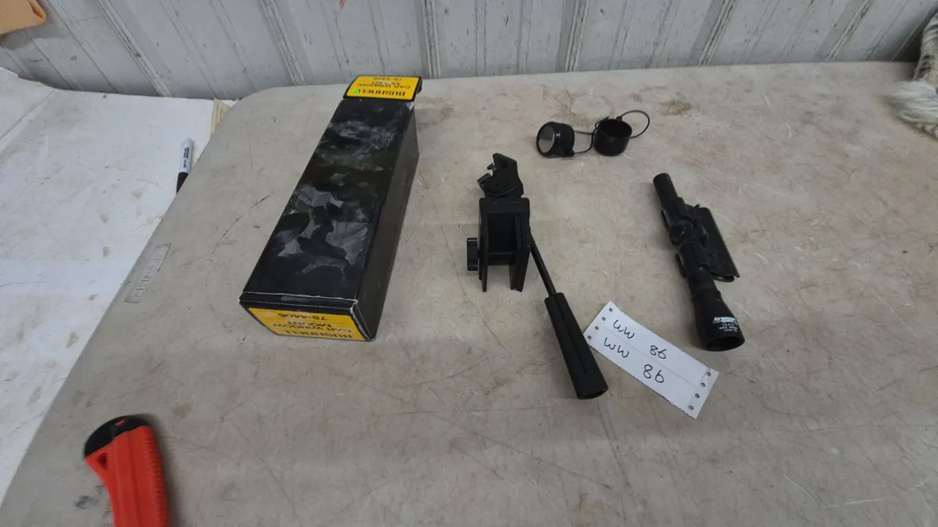 Crossman 1.5×15 Scope with Bushnell Car Window Mount