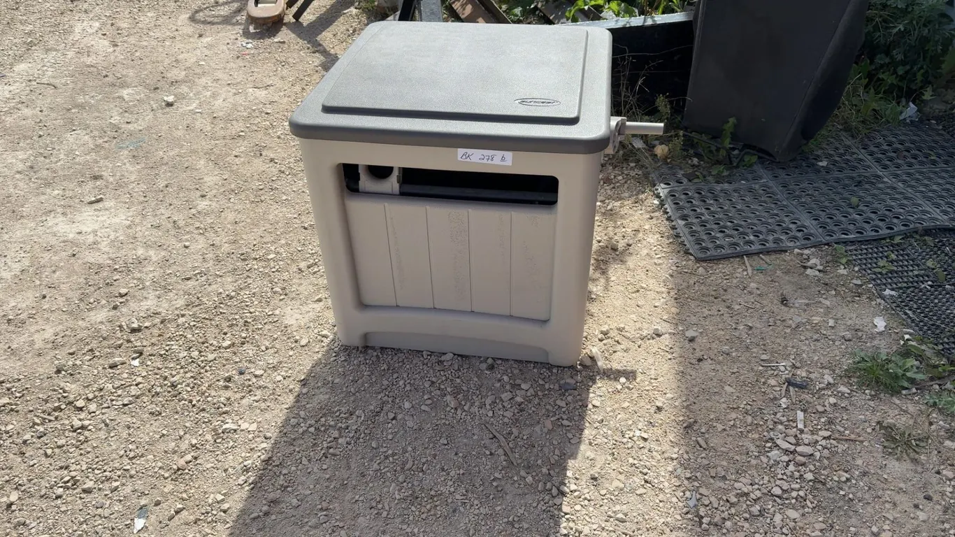 Suncast CPLH175 Hideaway 175' Hose Reel with Crank Handle