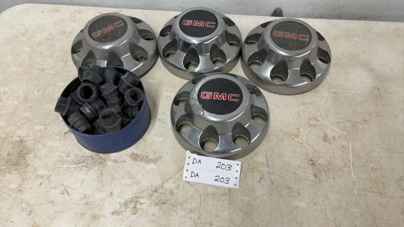 GMC Hubcaps and Lug Nut Covers
