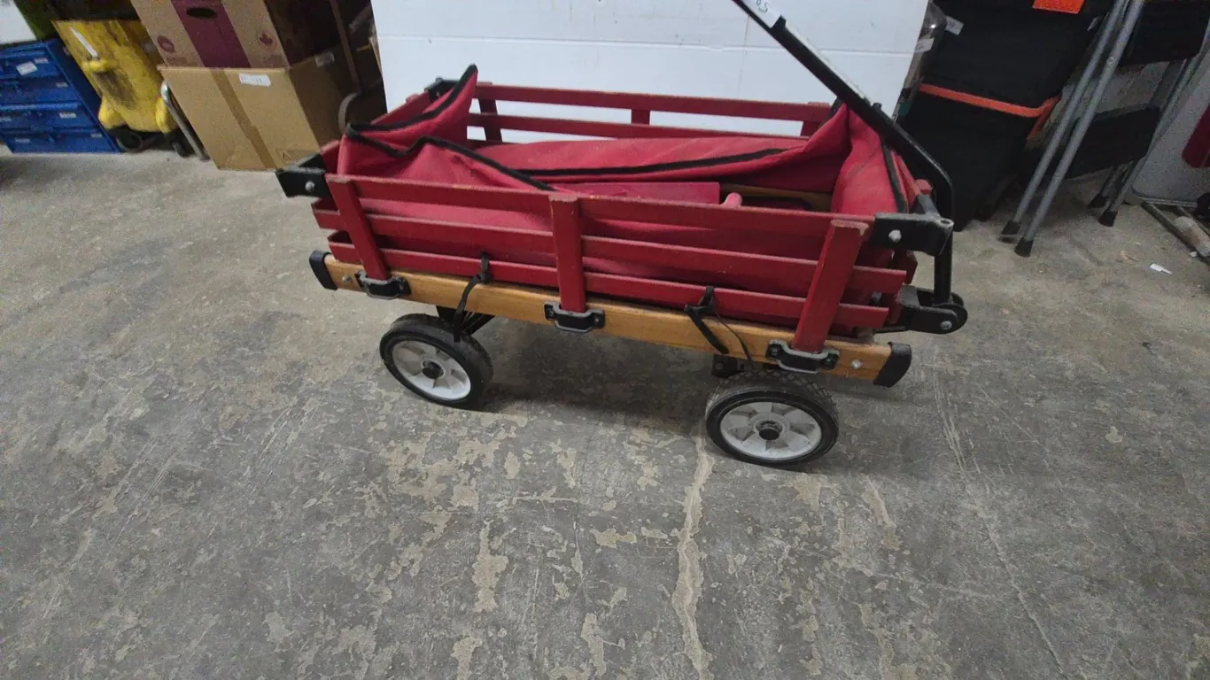 Millside Red Folding Wagon with Steering Handle all season wheels and interchangeable skis