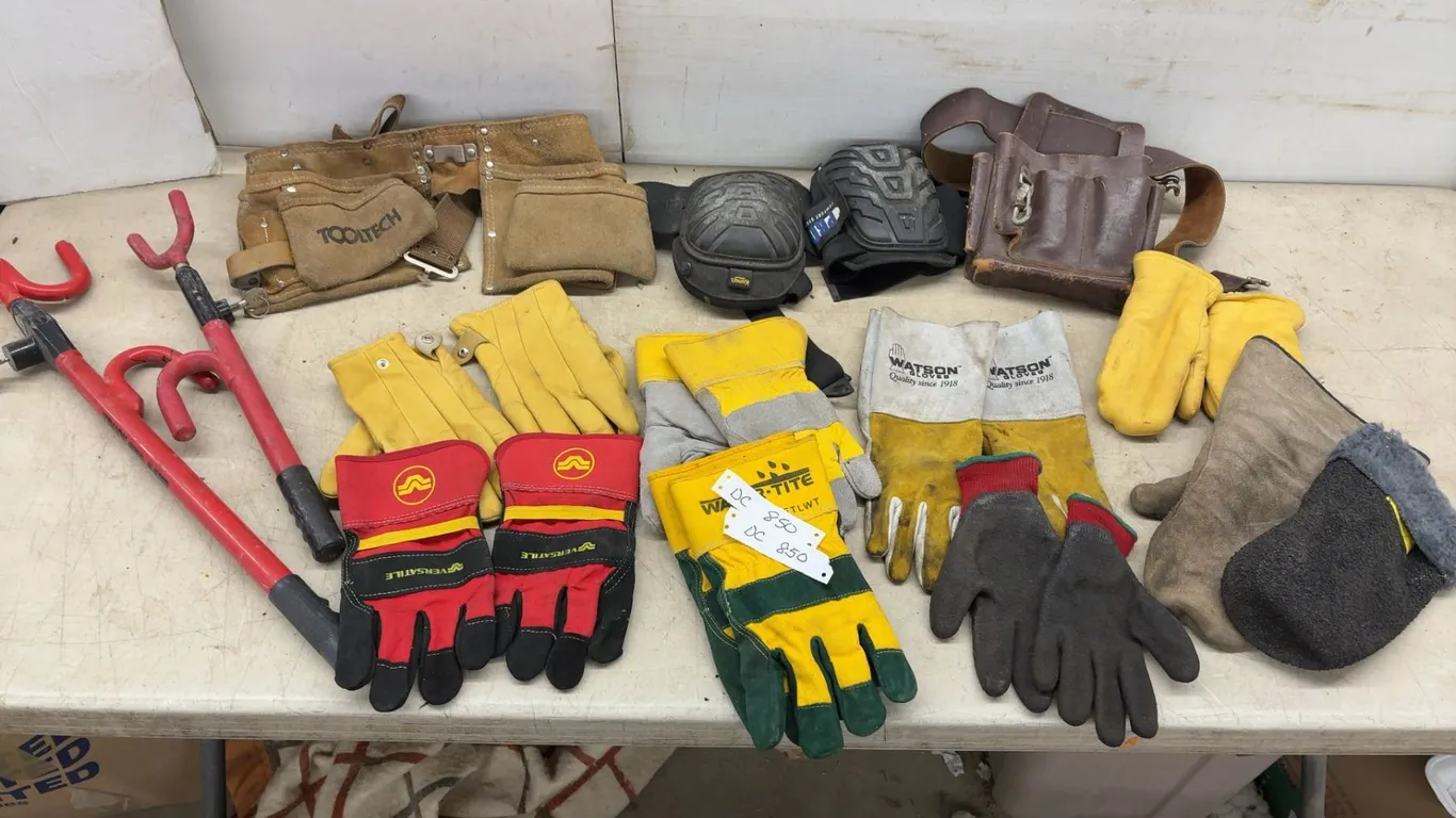 Leather Tool Belts, Knee Pads, Work Gloves