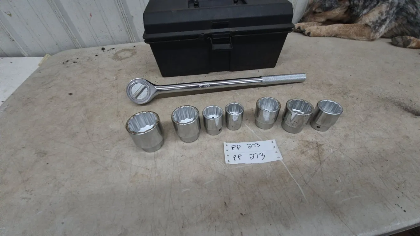 Craftsman 3/4” Drive Ratchet and Sockets, 12-Point Deep Well and Standard with tool box