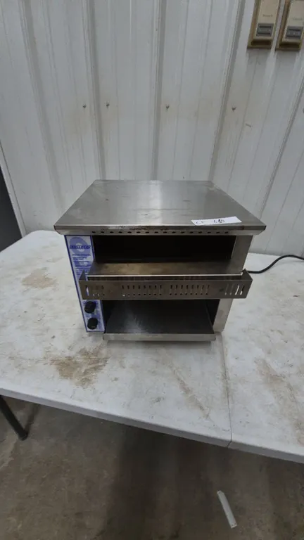 Belleco JTI Commercial Toaster Oven, 120V, 13.0 Amps