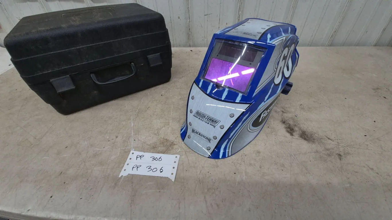Roush Fenway Racing Fastenal Carl Edwards #60 Auto-Darkening Welding Helmet and Hard Case