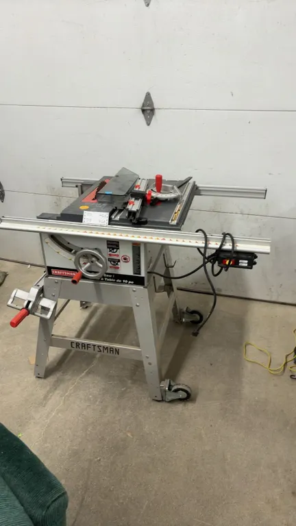 Craftsman 10” Table Saw, Miter Gauge, Blade Guard, Rip Fence, and Stand