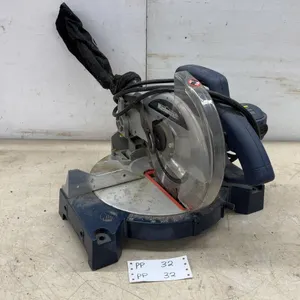 Mastercraft 8 1/4” Compound Mitre Saw, Model 55-6814-8, 120V AC, 9A, 4500 RPM