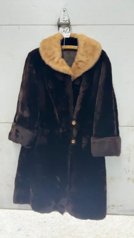 Vintage Eaton's Fur Salon Women's Dark Brown Fur Coat with Contrasting Collar and Cuffs, Sz S-M