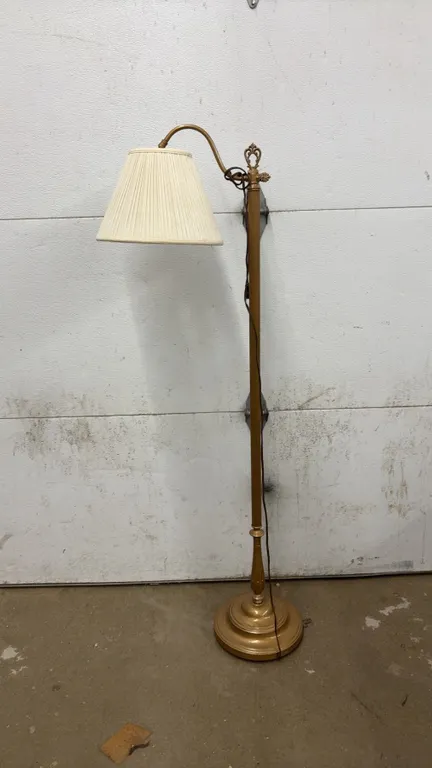 Vintage Floor Lamp - Works