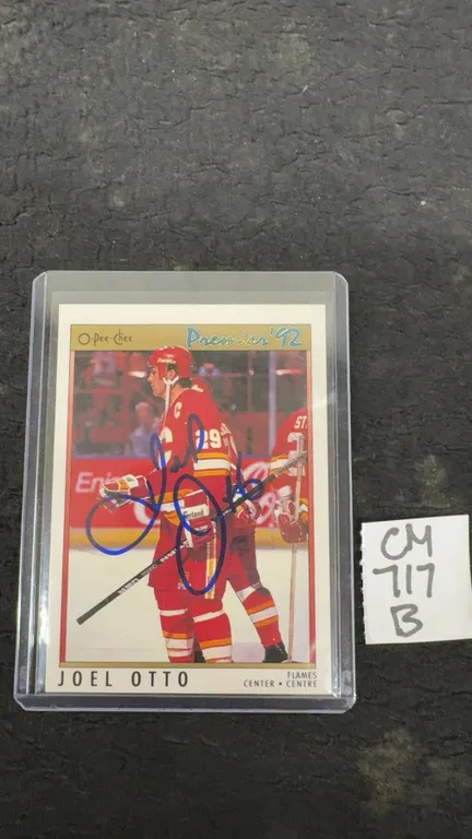 Signed Joel Otto Calgary Flames Hockey Card