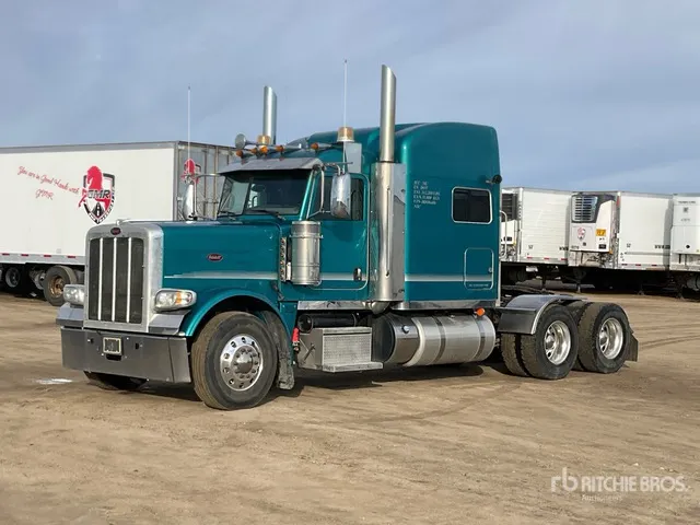2013 Peterbilt 388 6x4 T/A Sleeper Truck Tractor
