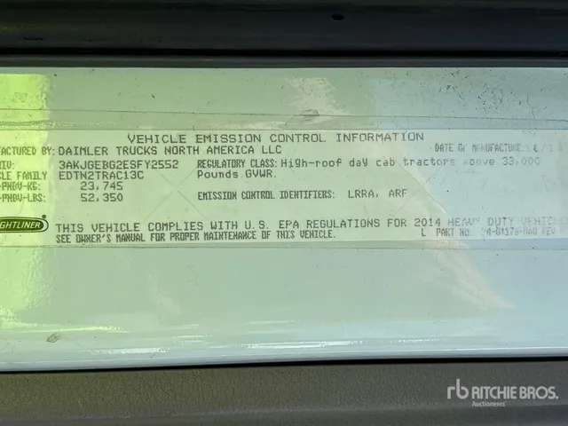 2014 Freightliner Cascadia 125 T/A Day Cab Truck Tractor