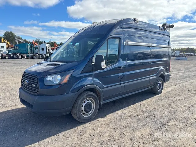 2018 Ford Transit 350 4x2 Utility Truck