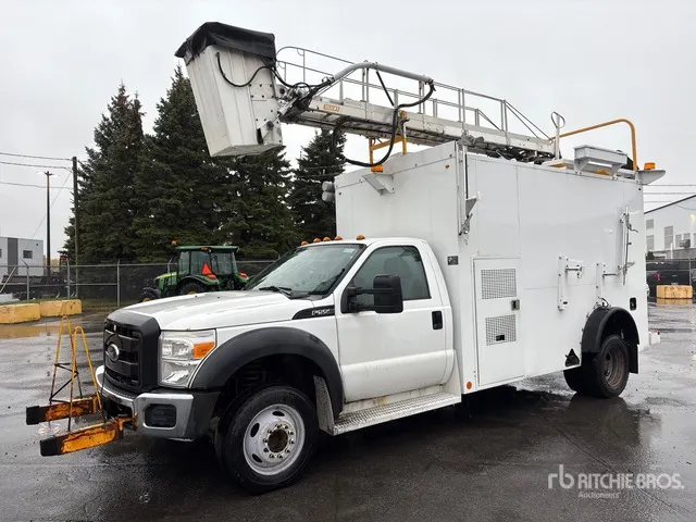 Telelift TTS-25-2002FBSH 35 ft on 2011 Ford F-550 4x2 Van Mounted Aerial Lift