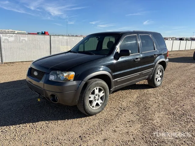 2005 Ford Escape XLT SUV