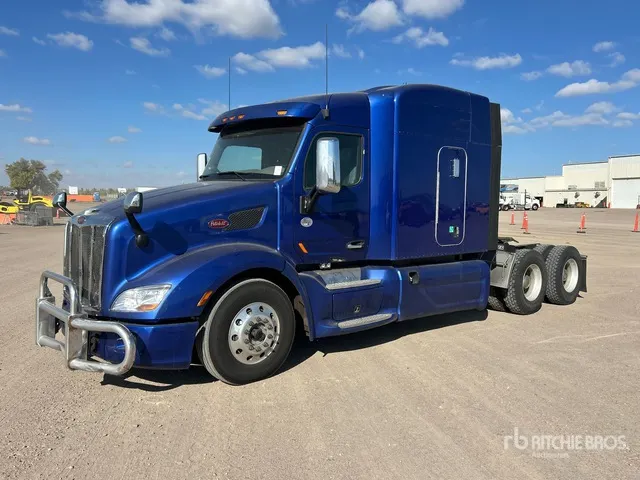 2016 Peterbilt 579 6x4 T/A Sleeper Truck Tractor