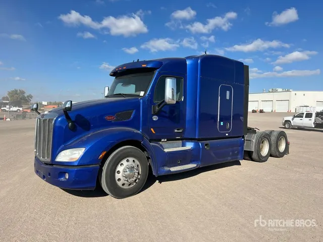 2016 Peterbilt 579 6x4 T/A Sleeper Truck Tractor