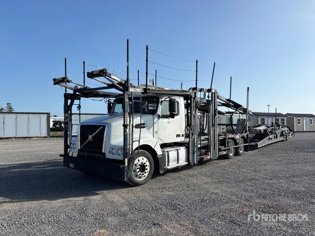 2016 Volvo VAH 6x4 Car Carrier Truck