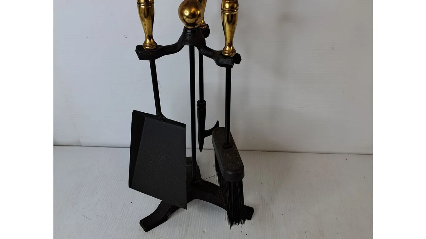 Small Fireplace Tool Set up to 15.5"