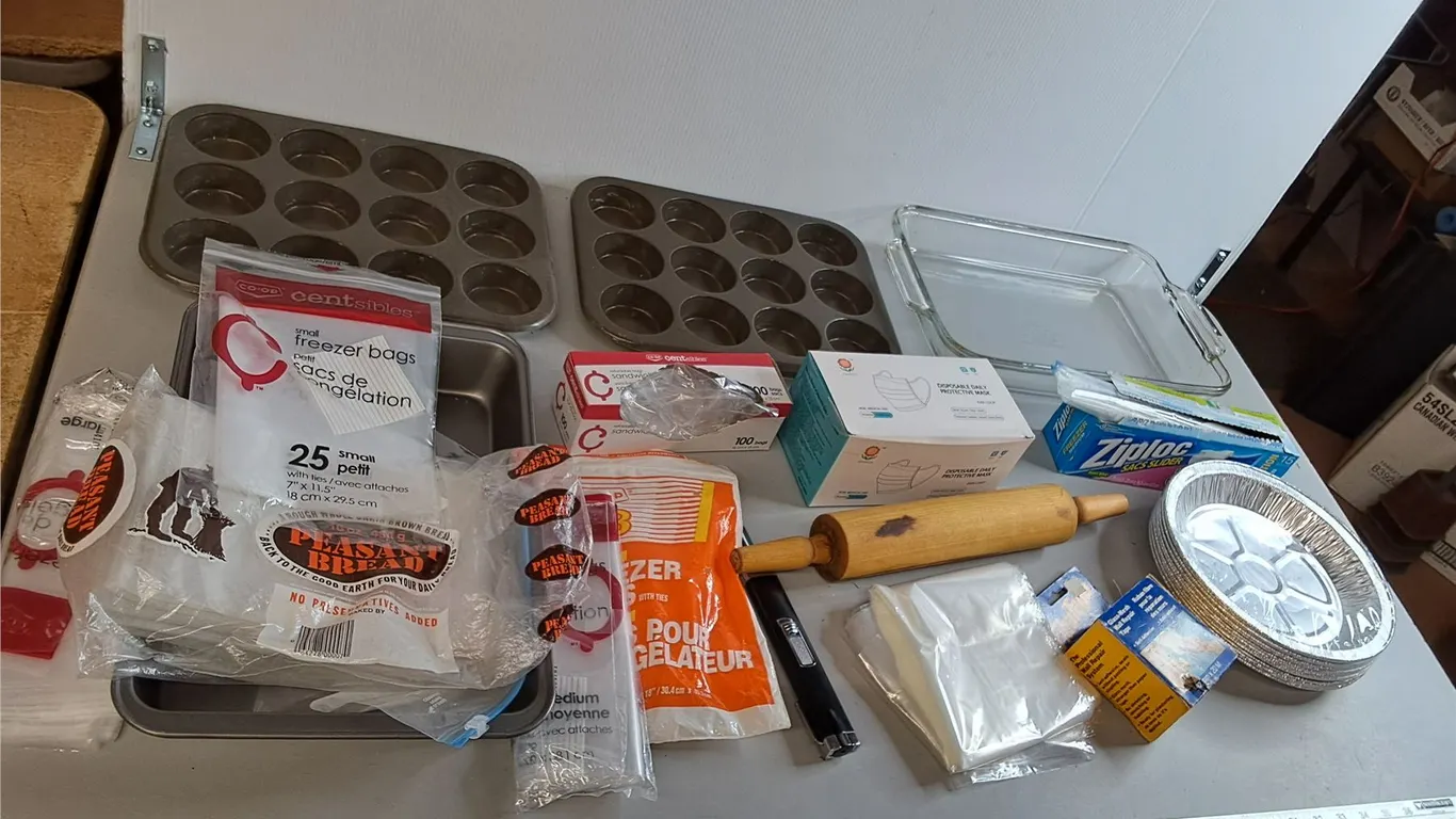 Wooden Rolling Pin, Muffin Tins, Freezer Bags, Misc.- Can't Ship