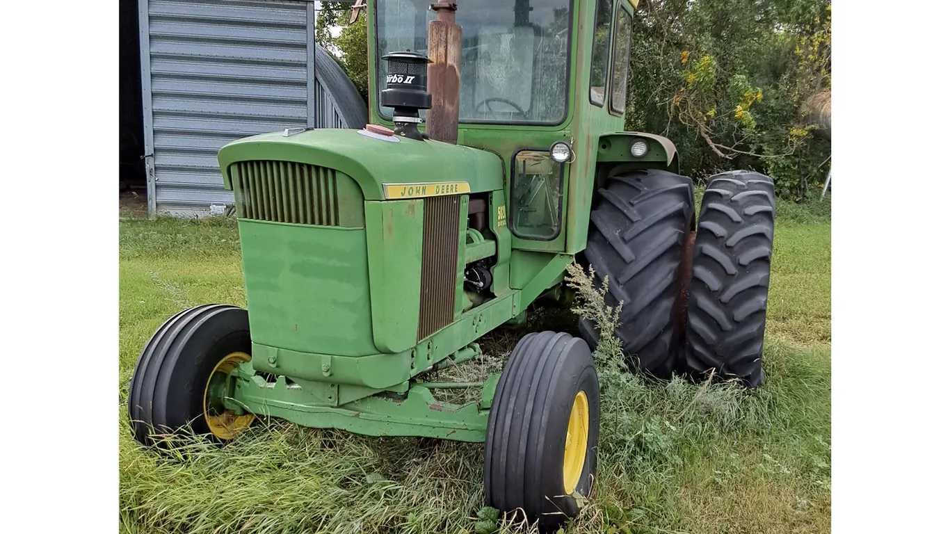 John Deere 5020 Wide Diesel Tractor (P.Steer, Quad Transmission, 2 Hydraulics) - Not Running-OFFSITE