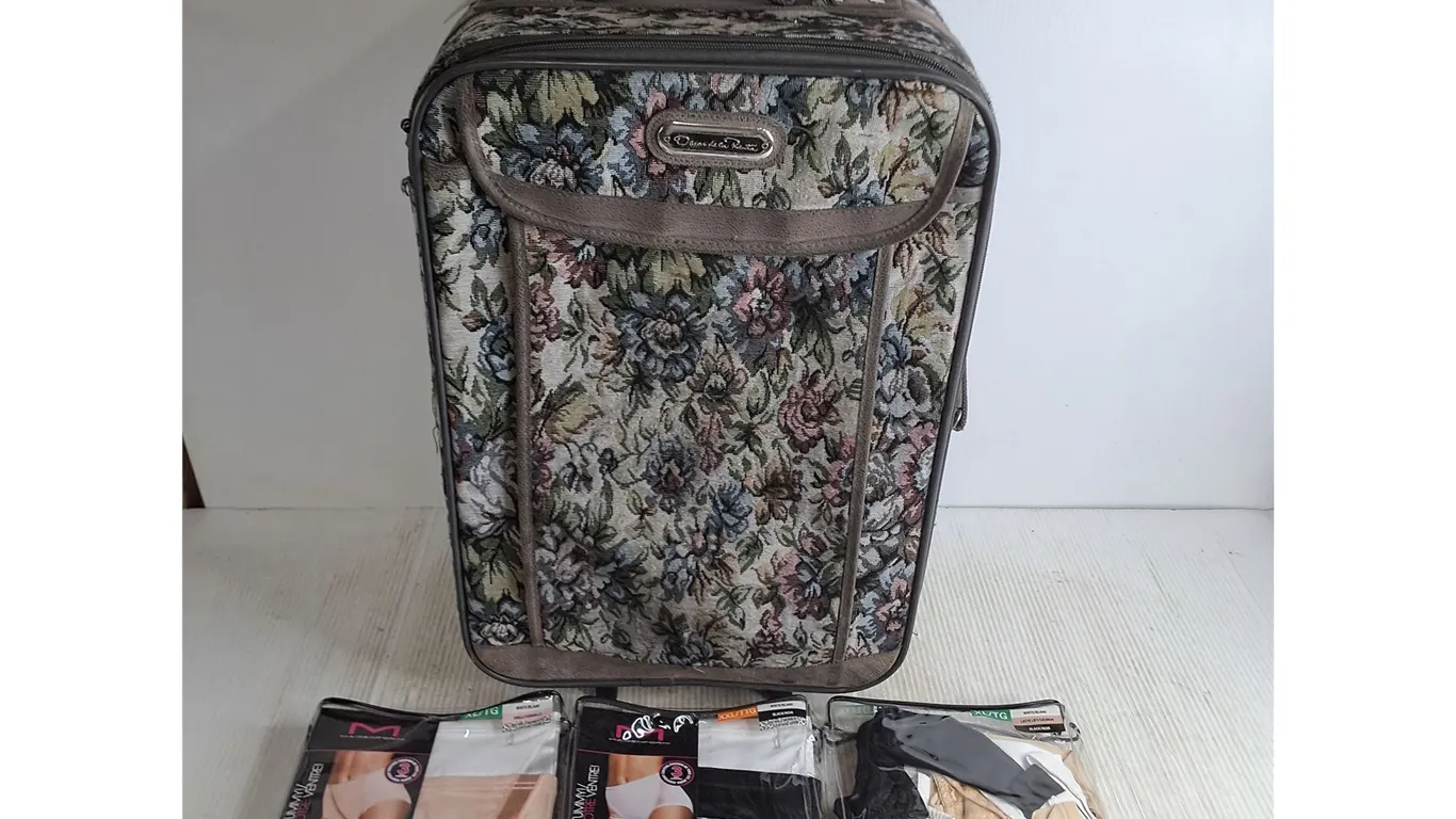 Oscar De La Renta Rolling Suitcase - 23x15x8" & Duffle Bag, (3) Women's Underwear - XL & XXL