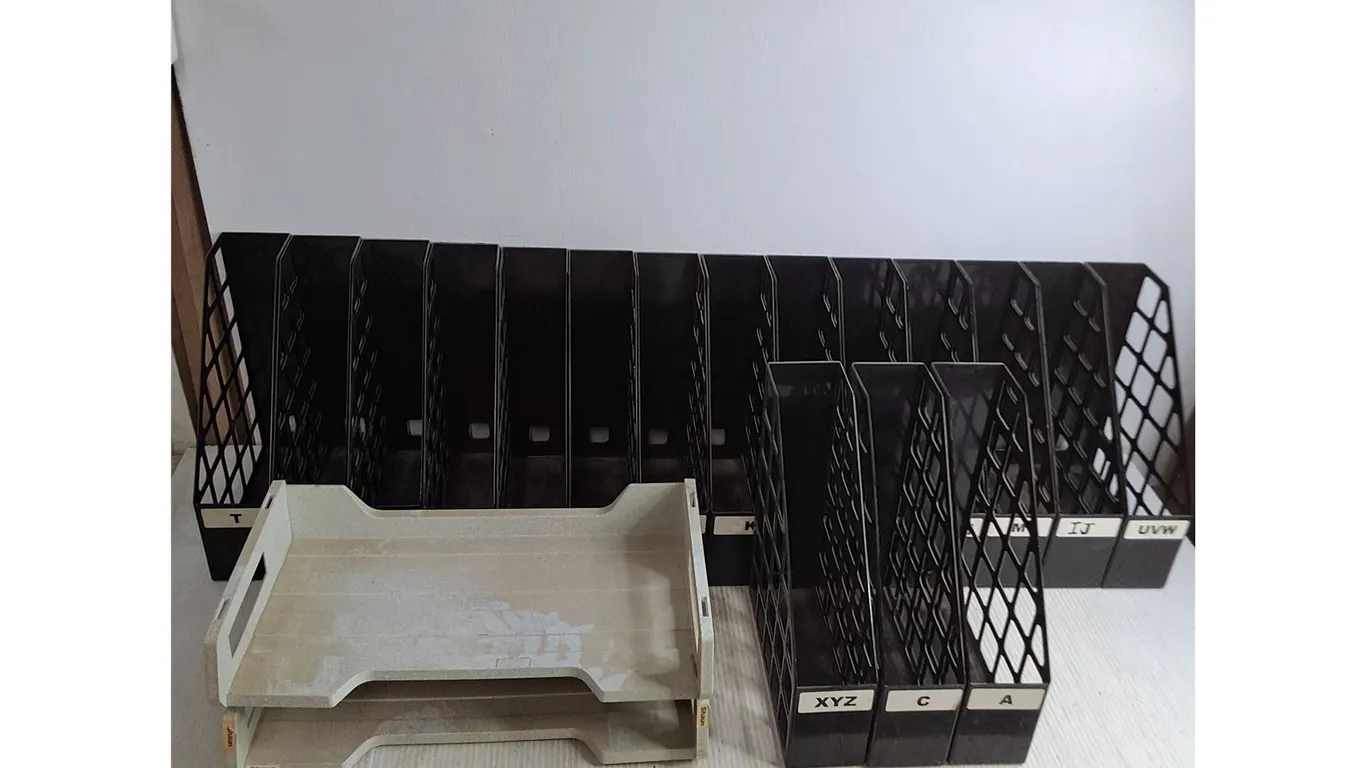 (17) Magazine Holders, (2) Desk Files
