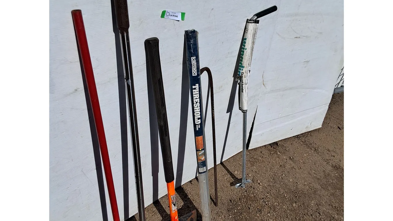 **Splitting Maul, Ice Chipper, Compost Aerator No Shipping