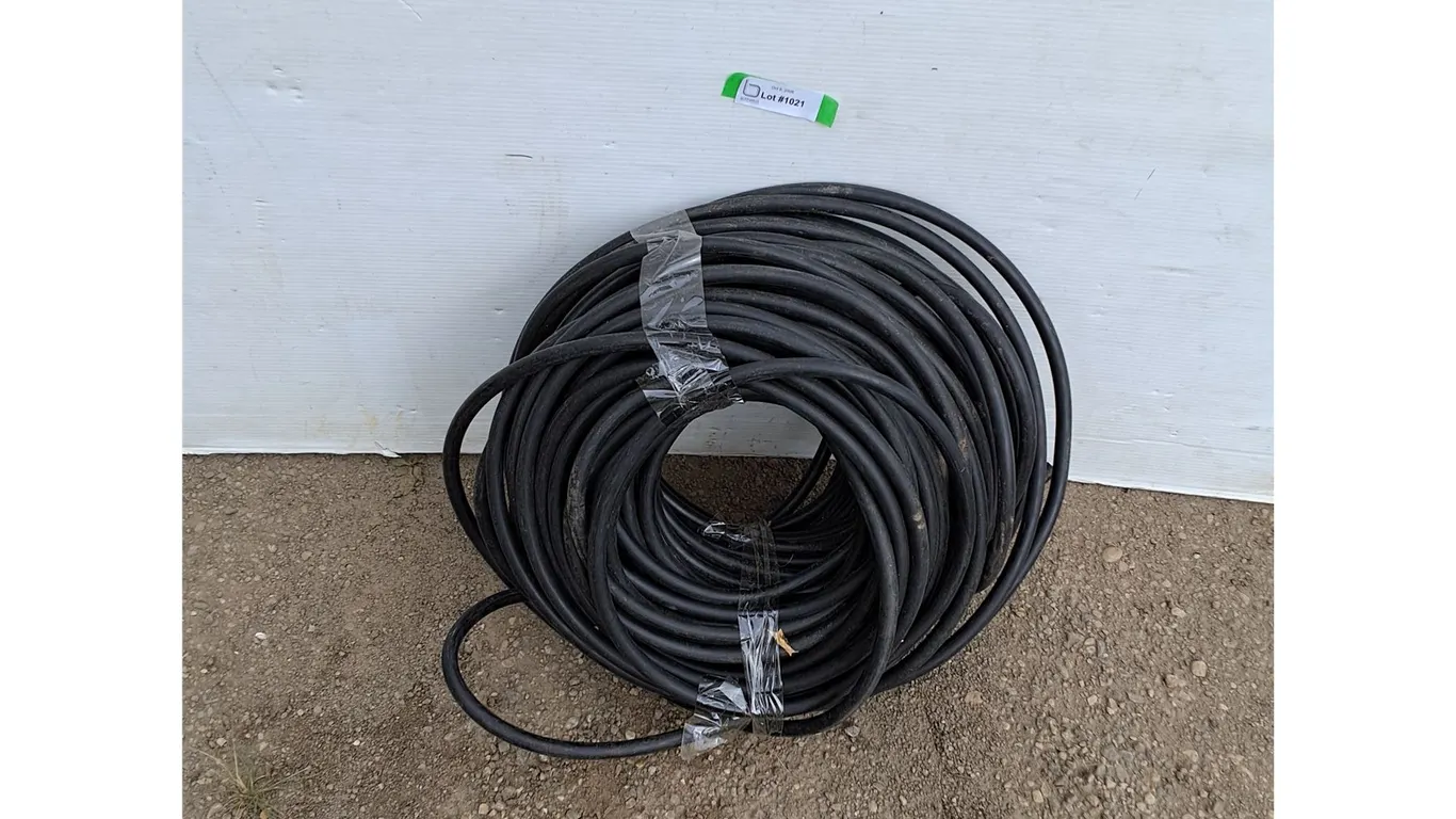 **100+' 3/8 Poly Pipe No Shipping
