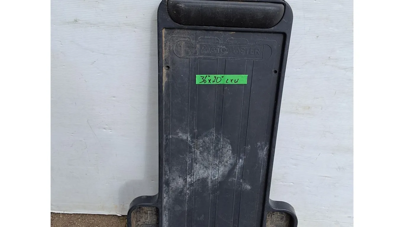 **Motomaster Creeper 36" x 20" No Shipping