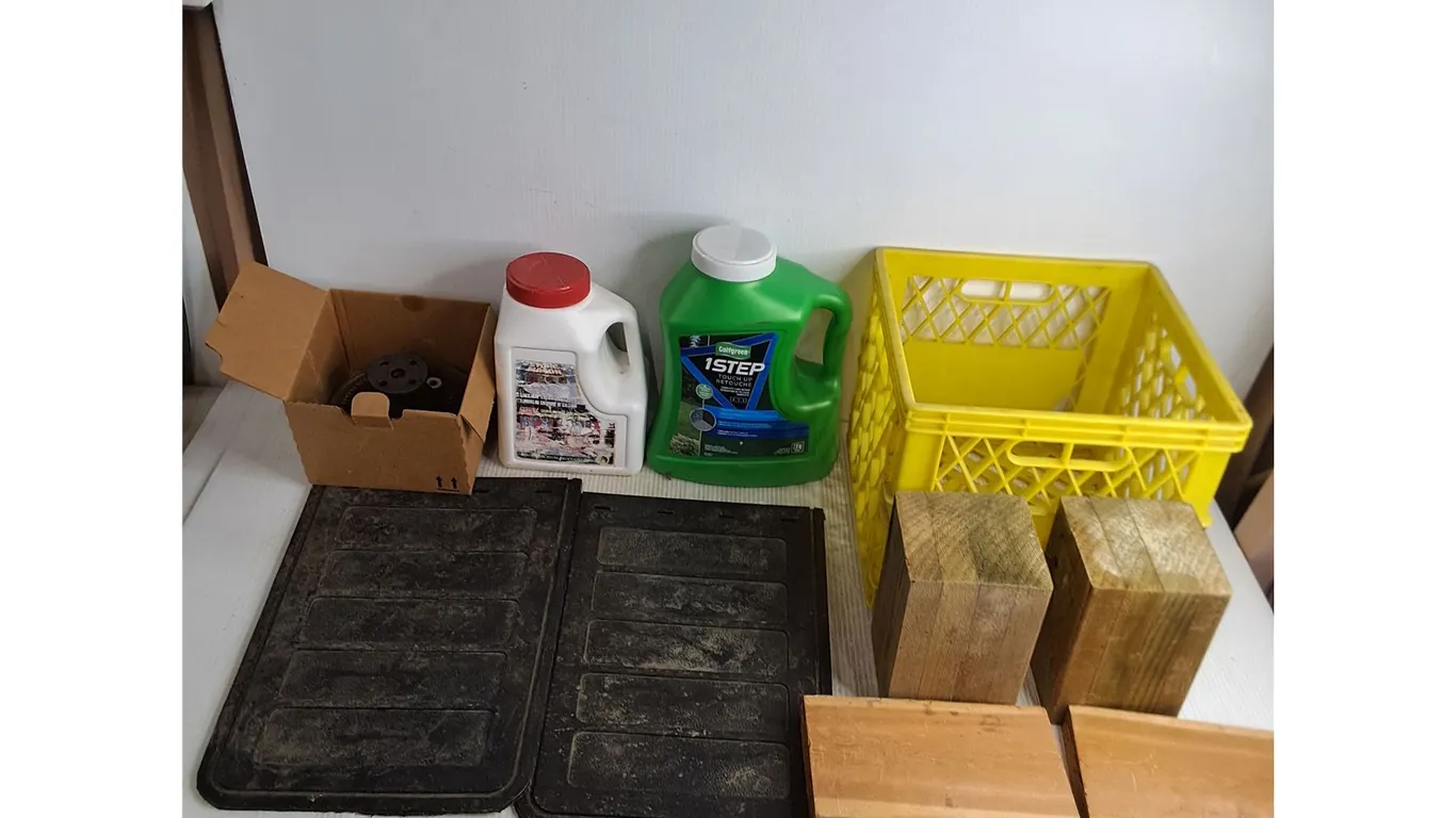 Partial Ice Melt & Lawn Seed, Fan Clutch, Floor Mats, Wood, Milk Crate - Cannot Ship