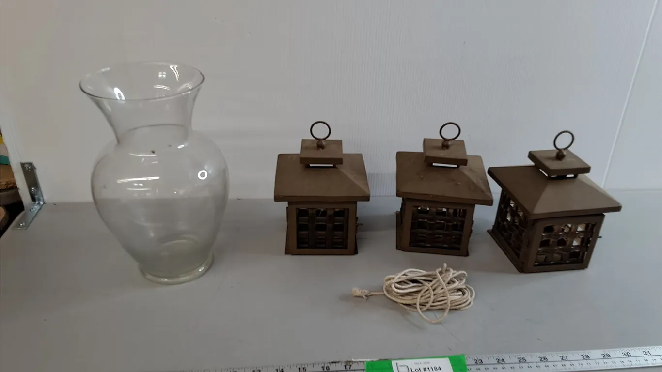 Glass Vase 11" & (3) Tealight Lanterns