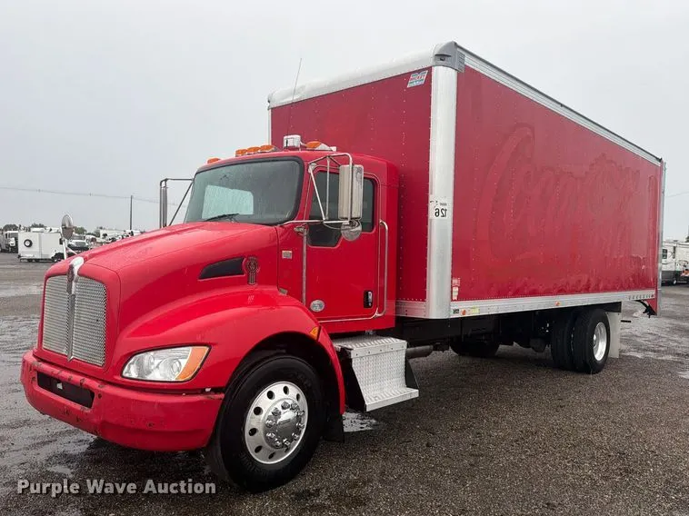 2012 Kenworth T370 box truck
