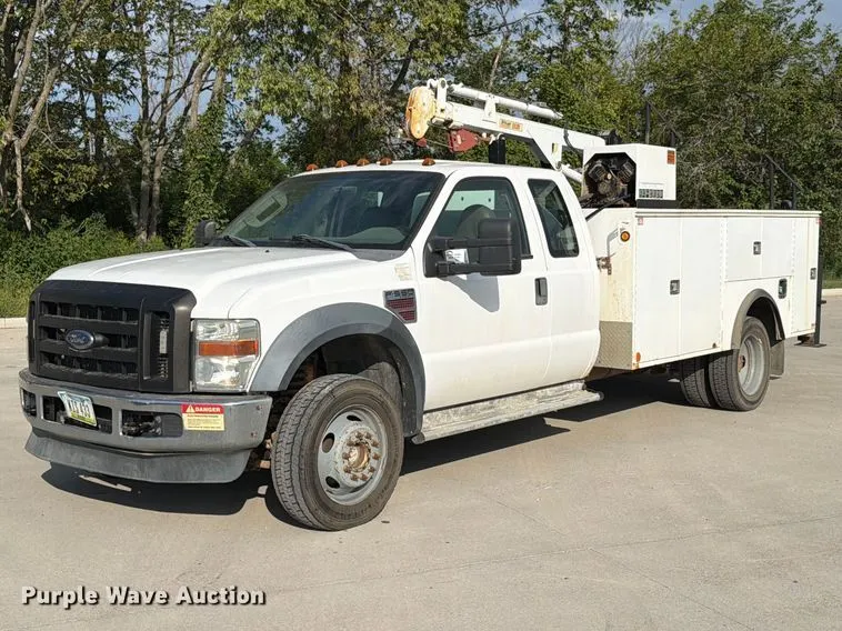 2008 Ford F550 Super Duty Ext. Cab utility / service truck