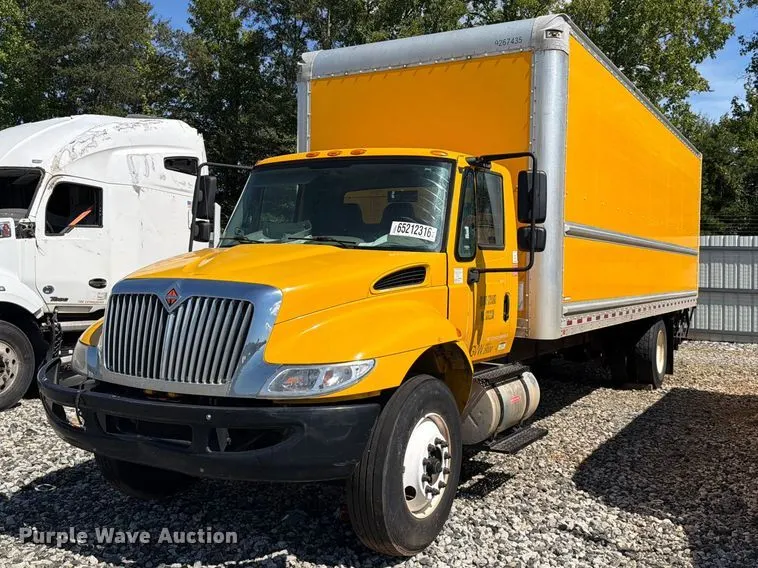 2018 International MA025 box truck