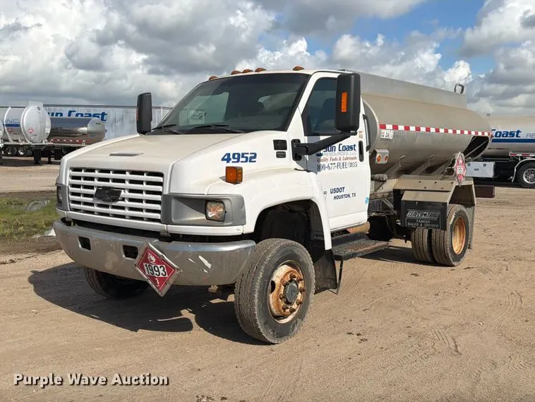 2005 Chevrolet C4 Fuel Truck
