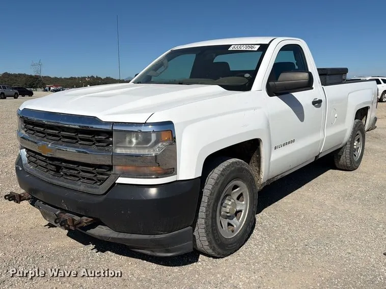 2016 Chevrolet Silverado 1500 pickup truck