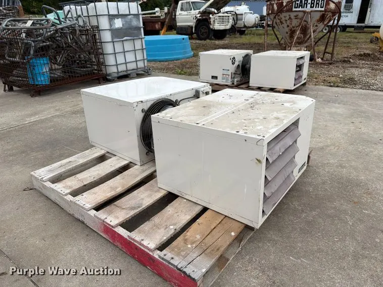 (2) Reznor V3 TCore2 heaters