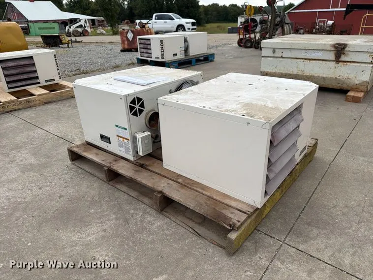 (2) Reznor V3 TCore2 heaters
