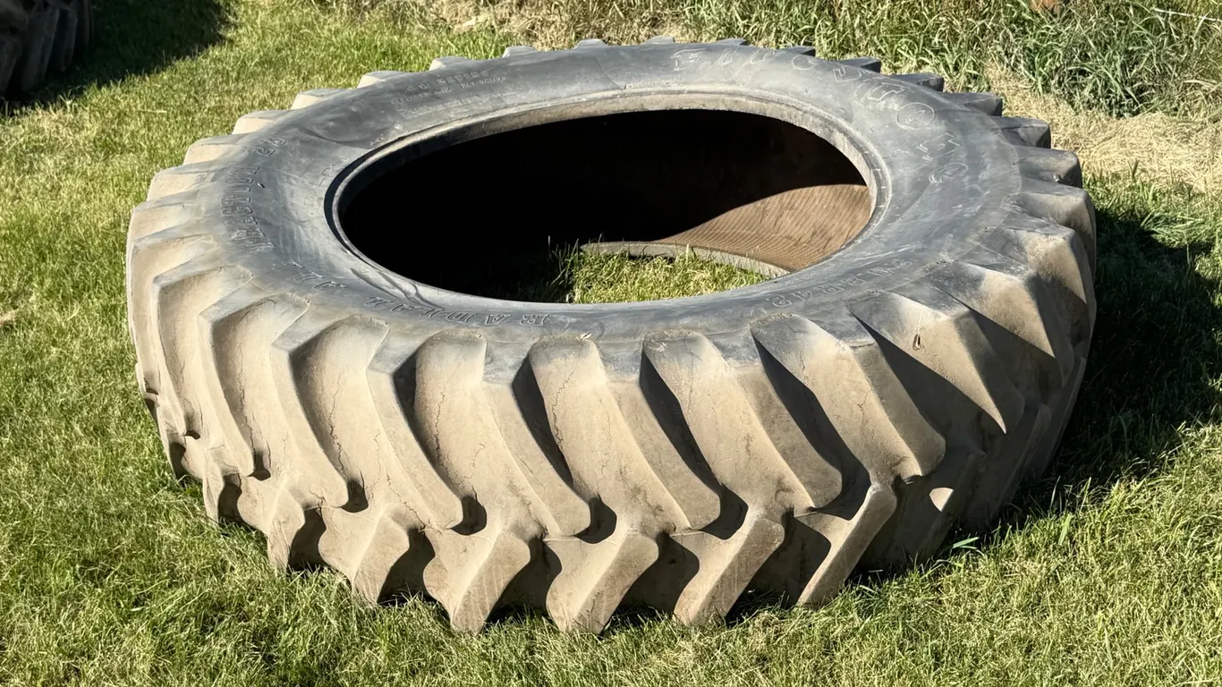 Firestone 20.8R42 Tractor Tire